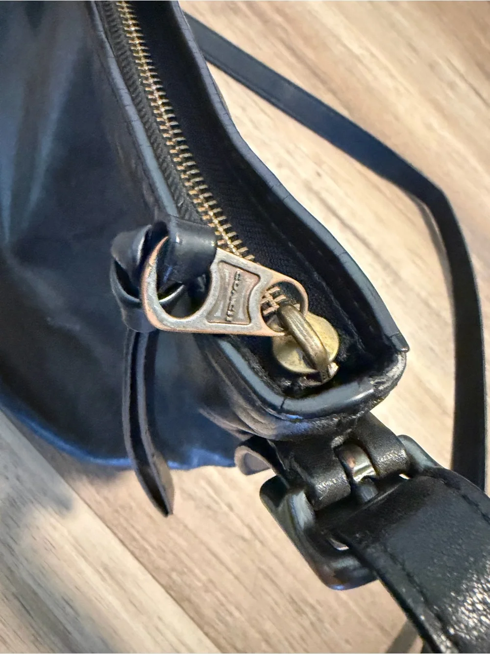 Coach Black Leather Soho small Bucket Bag Shoulder Bag Y2K Vintage